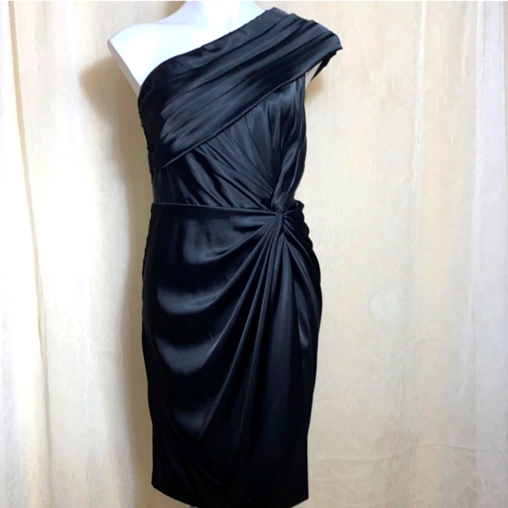 Adrianna Papell black one shoulder cocktail dress